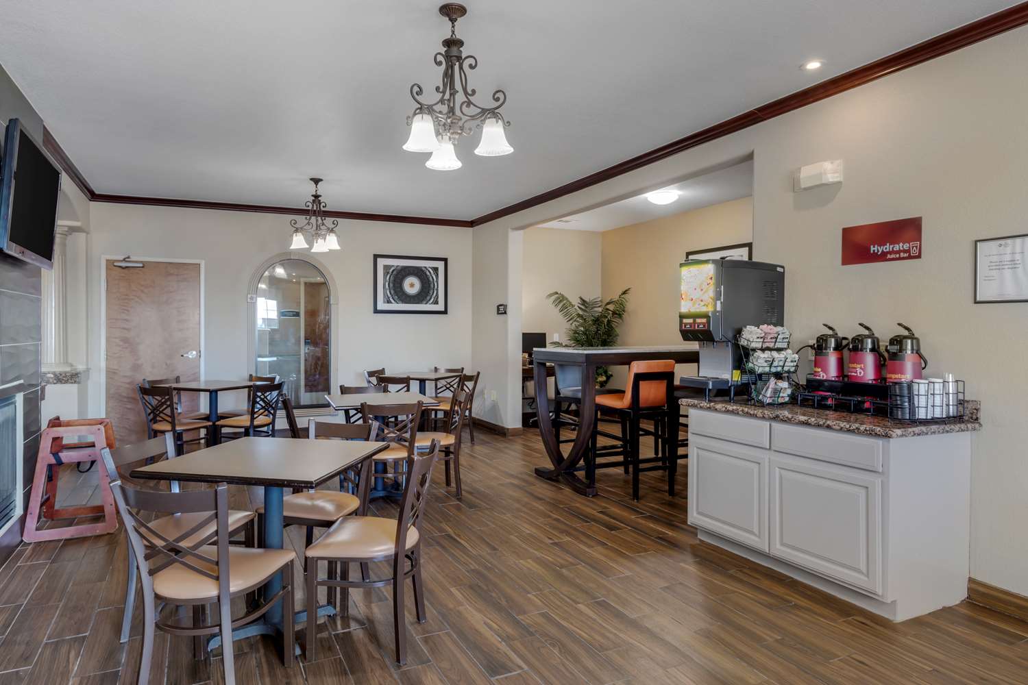 Best Western Plus Sweetwater Inn & Suites 21/24