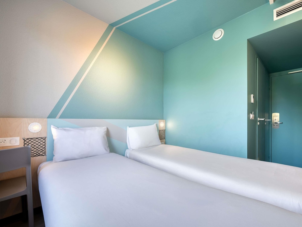 Ibis Budget Orly Chevilly Tram 7 19/47