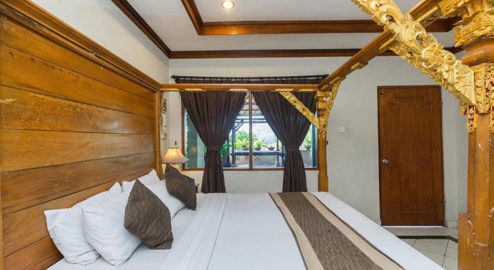 Legian Village Beach Resort 53/75