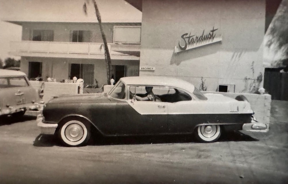 Stardust Hotel 30/37