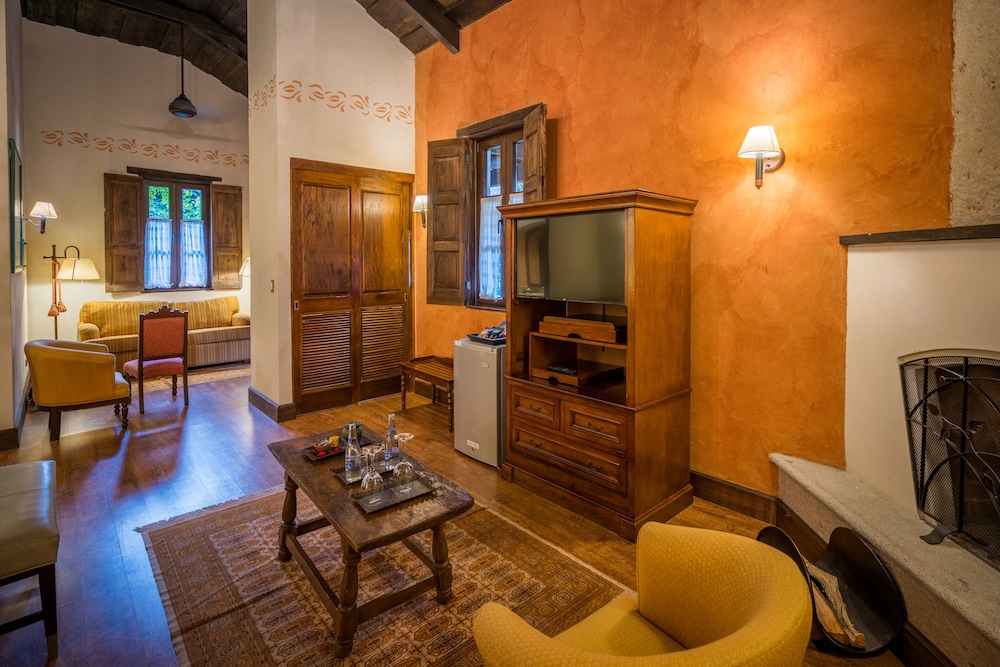 Porta Hotel Antigua 46/58