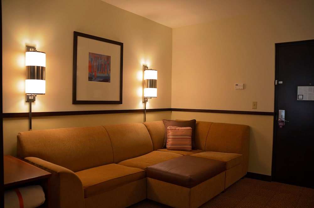 Hyatt Place North Charleston 25/44
