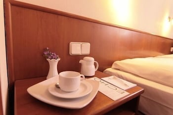 RESIDENZ HOTEL 28/48