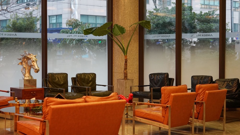 L&L Jeju Hotel 43/53