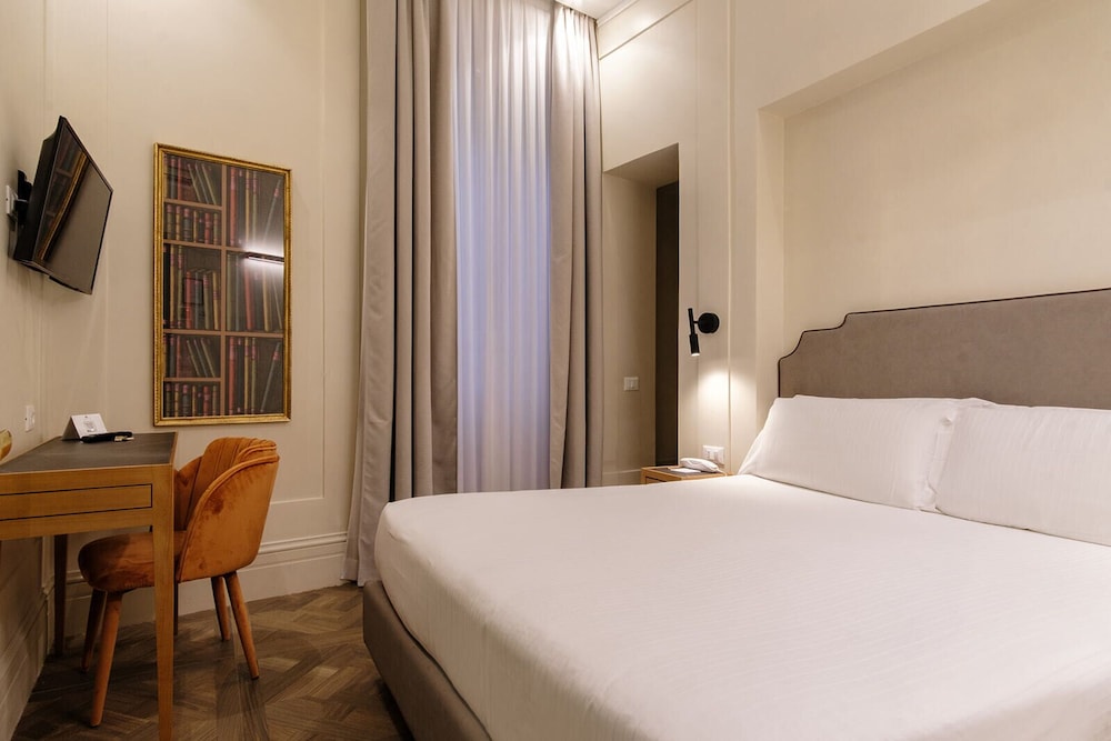 ROOM, SMALL, ANNEX