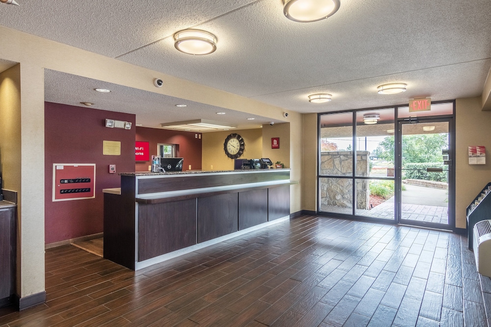 Red Oak Inn Detroit Metro Airport - Belleville 5/33
