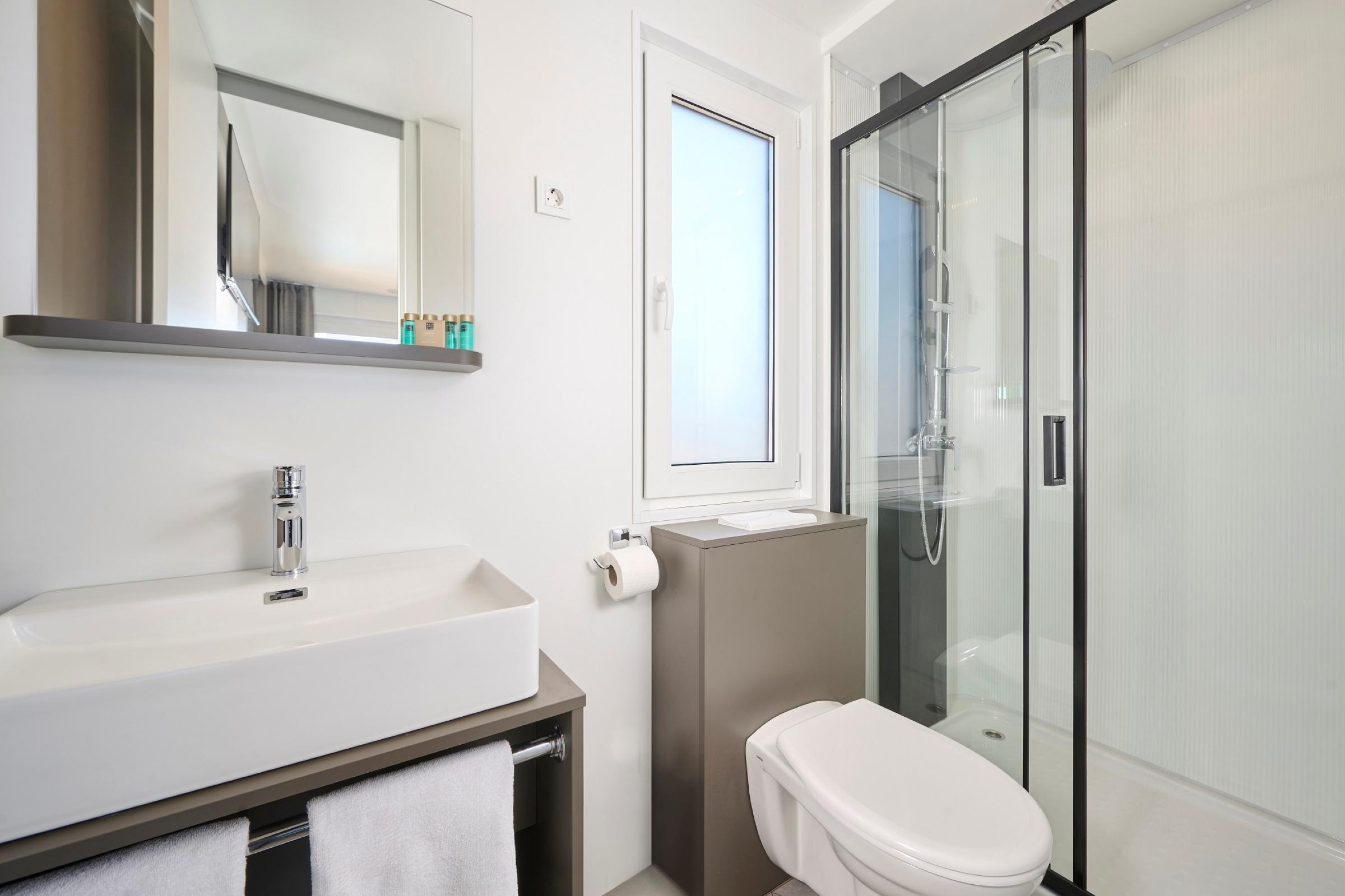 2 Bedrooms, Luxury, Mobilehouse, Terrace