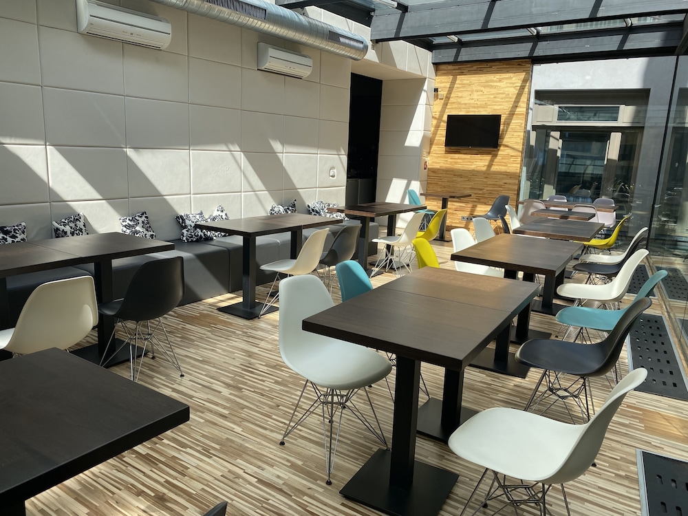Moods Boutique Hotel 32/41