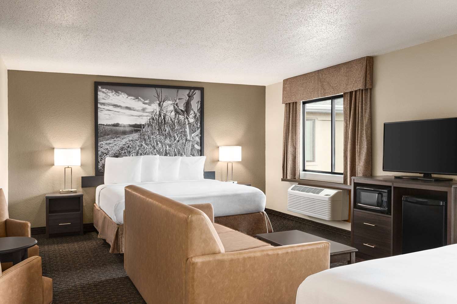 Super 8 by Wyndham Lincoln North 4/32