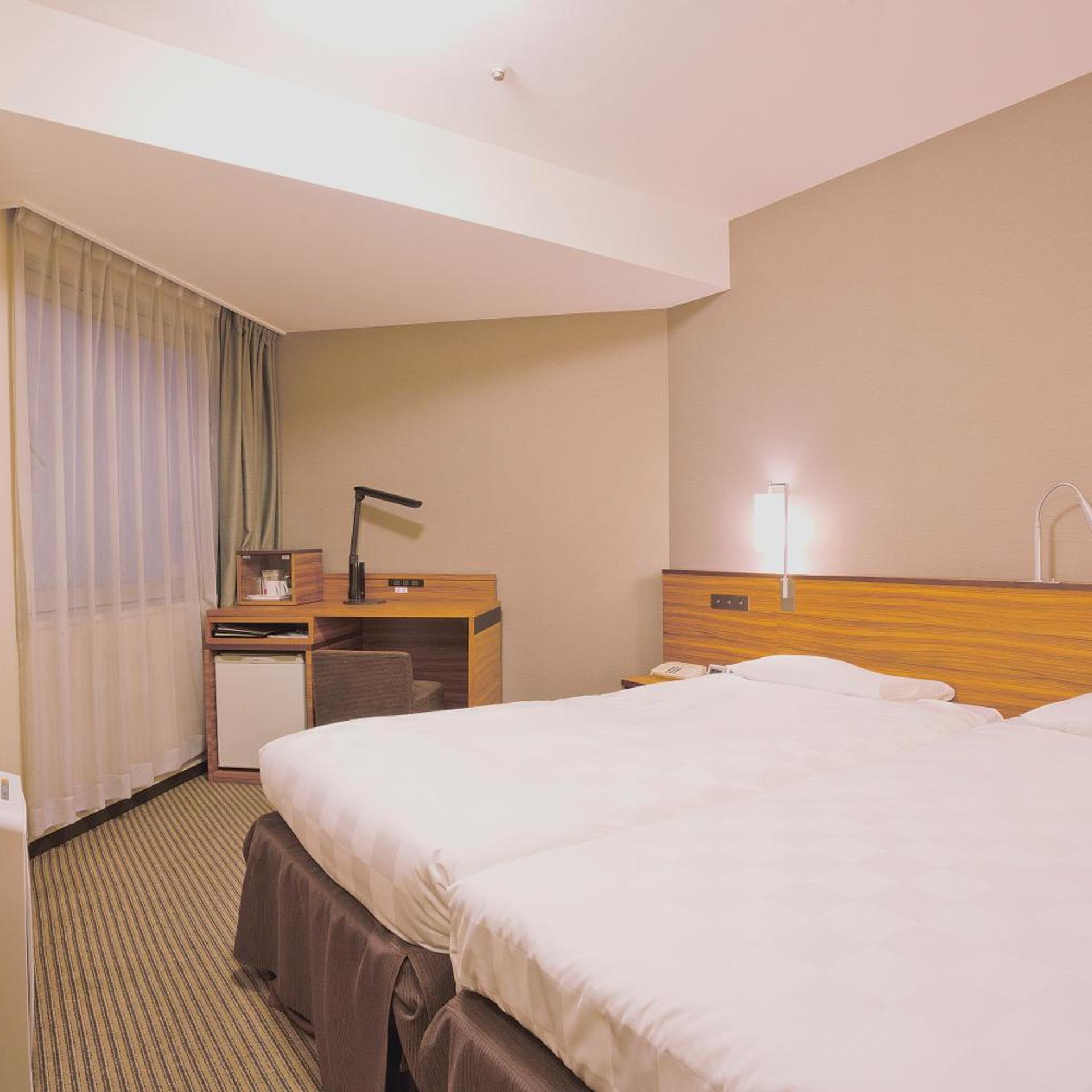 Hollywood, Standard, Twin Beds, No View