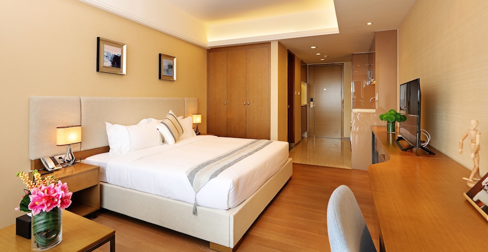 Yuwa Serviced Aparthotel 15/50