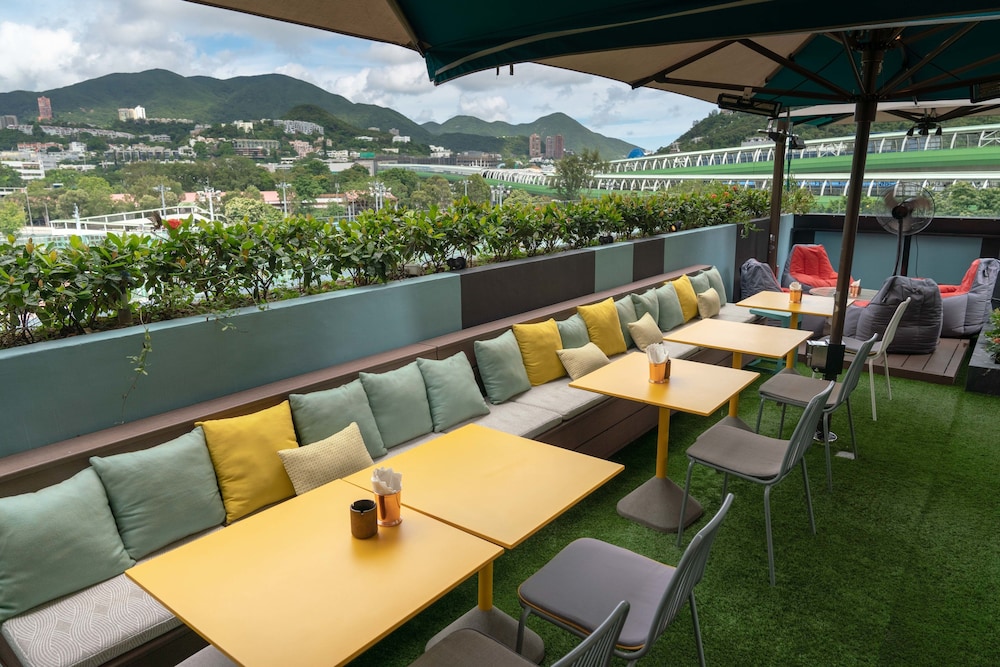 Ovolo Southside 52/56