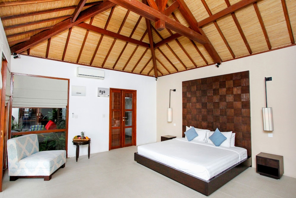 Samana Villas 16/55