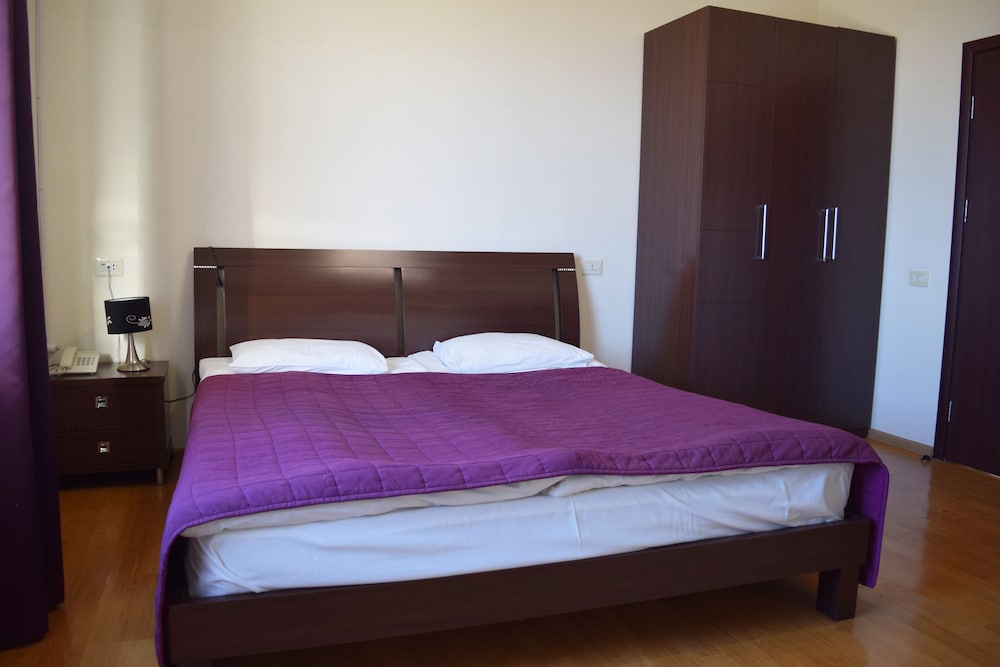 Hotel Grig 16/50