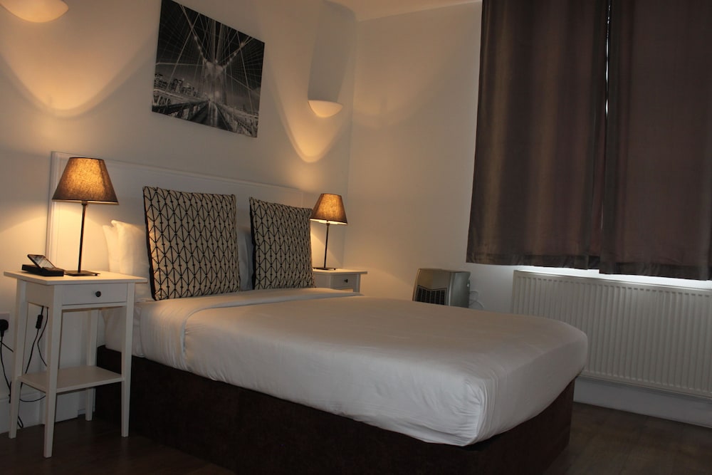 W6 Hotel 19/74