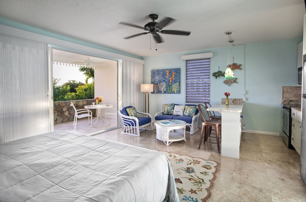 Secret Harbour Beach Resort 46/84