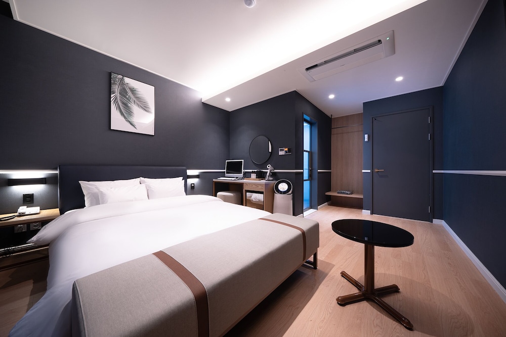 Browndot Hotel Suwon City Hall 19/37