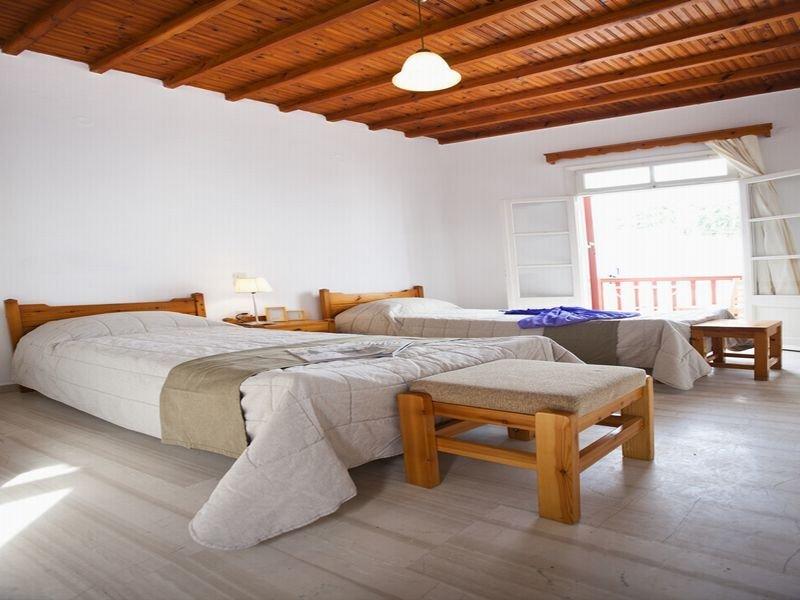Dimitra Pension 8/11