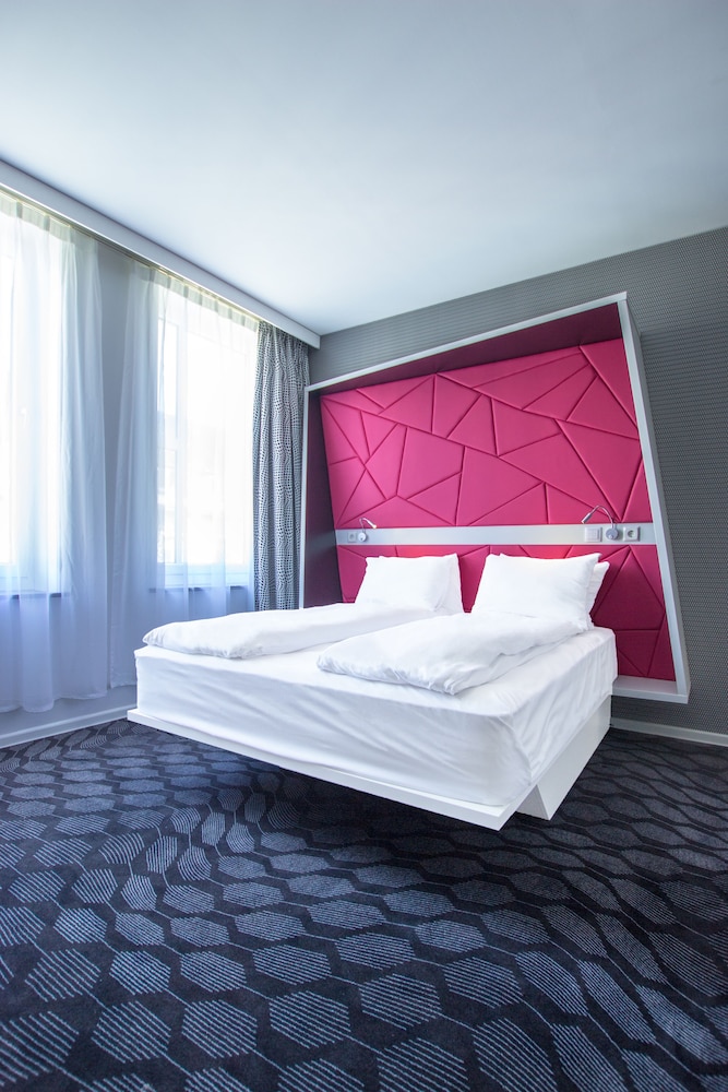 Prize by Radisson, Xhibition Bergen City 18/56