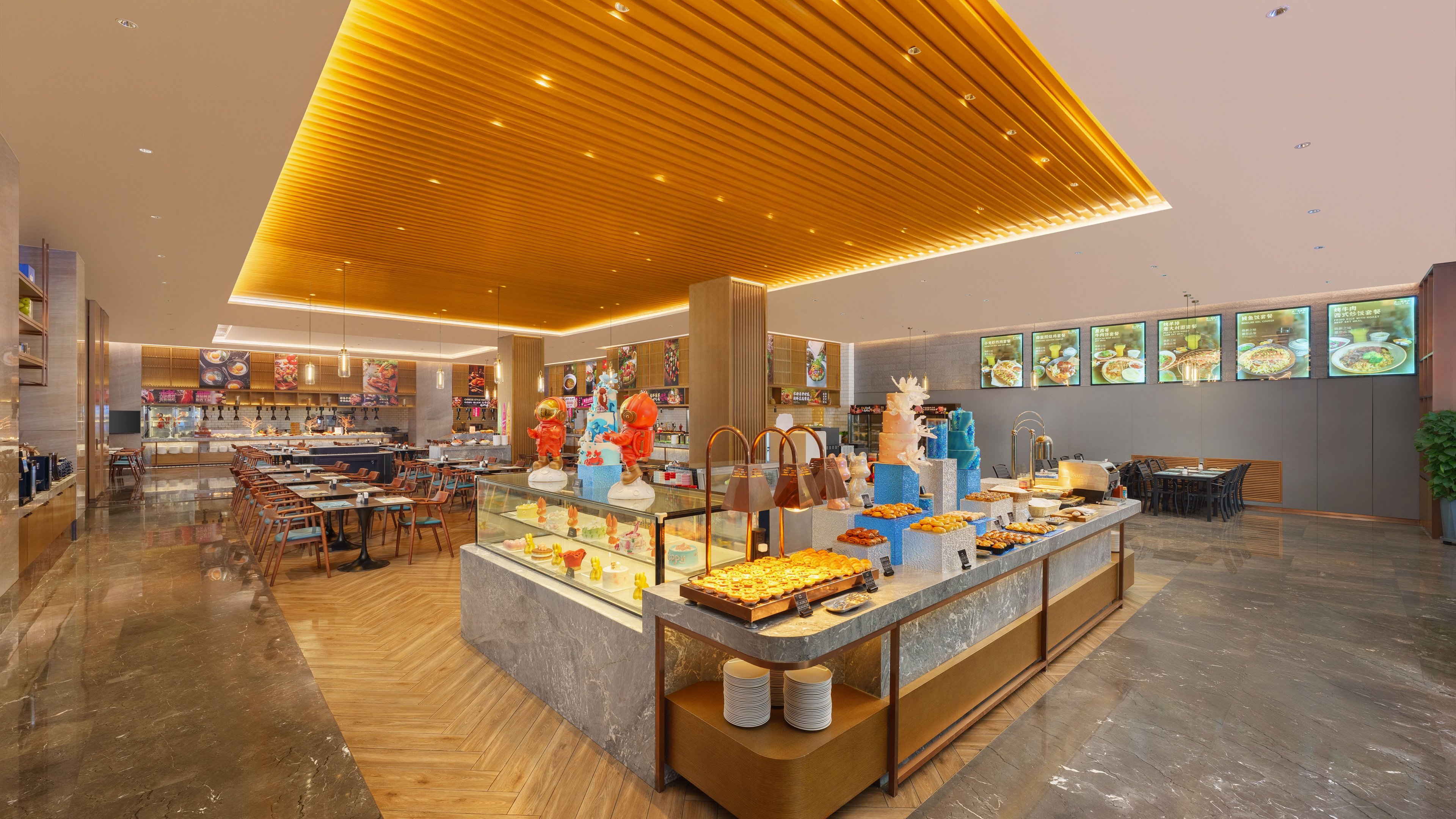 Crowne Plaza Dalian Xinghai 10/70