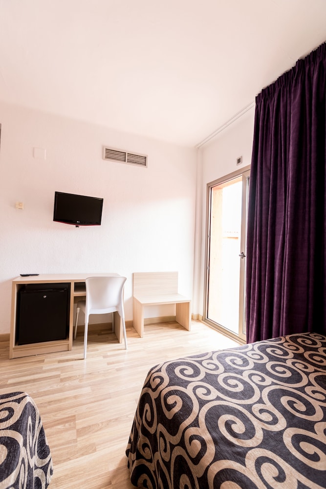 HOTEL TOSSA CENTER 17/31