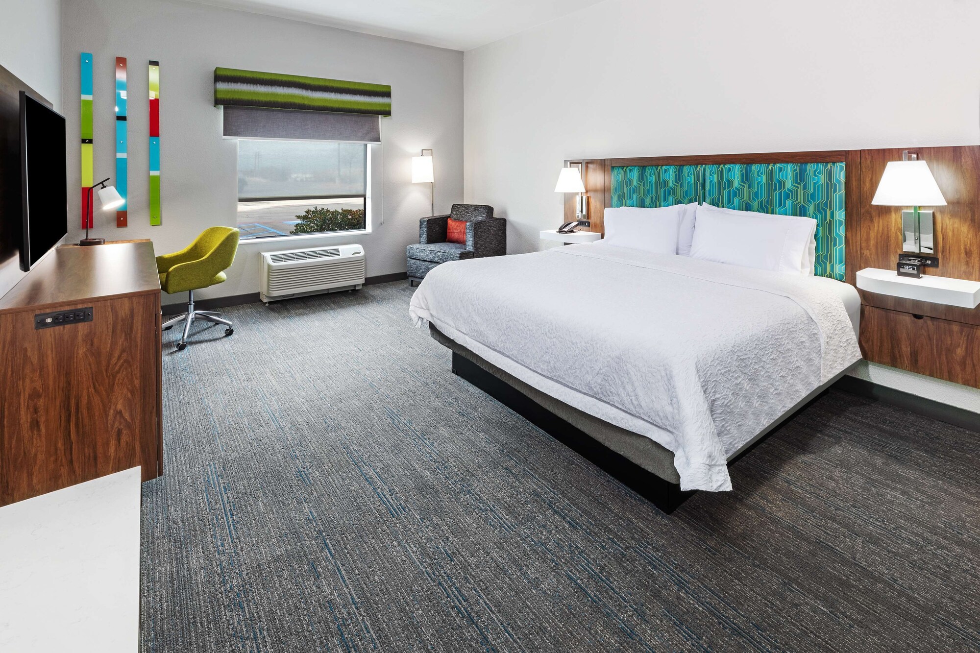 ROOM, KING BED