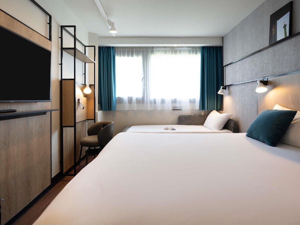 ibis Paris Gare de Lyon Diderot 12th 20/72