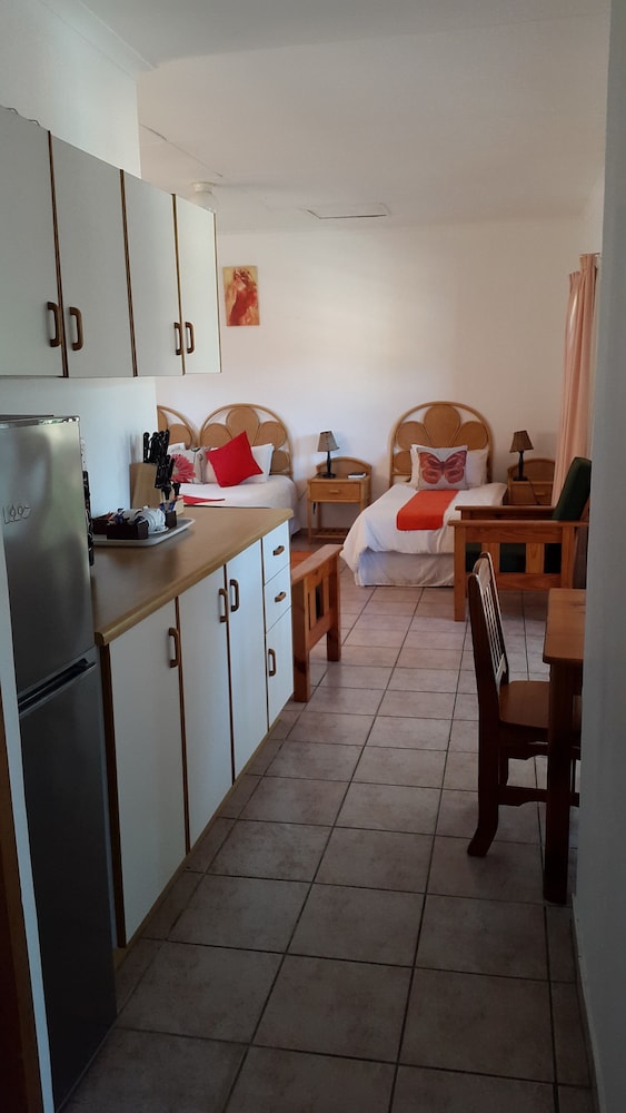 Jo-A-Lize Lodge 37/47