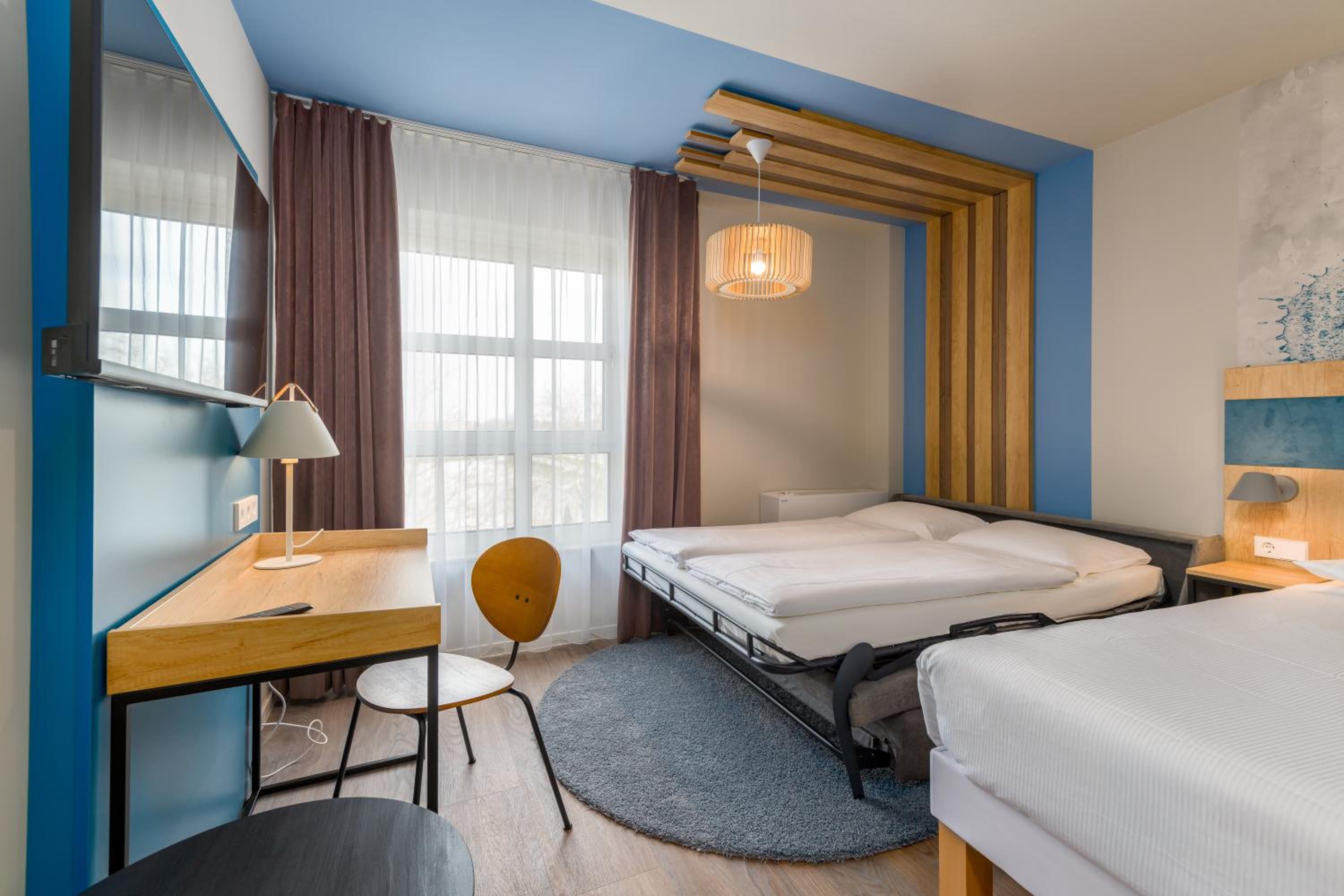 غرفة سوبيريور عائلية، ibis Styles Regensburg 3/10