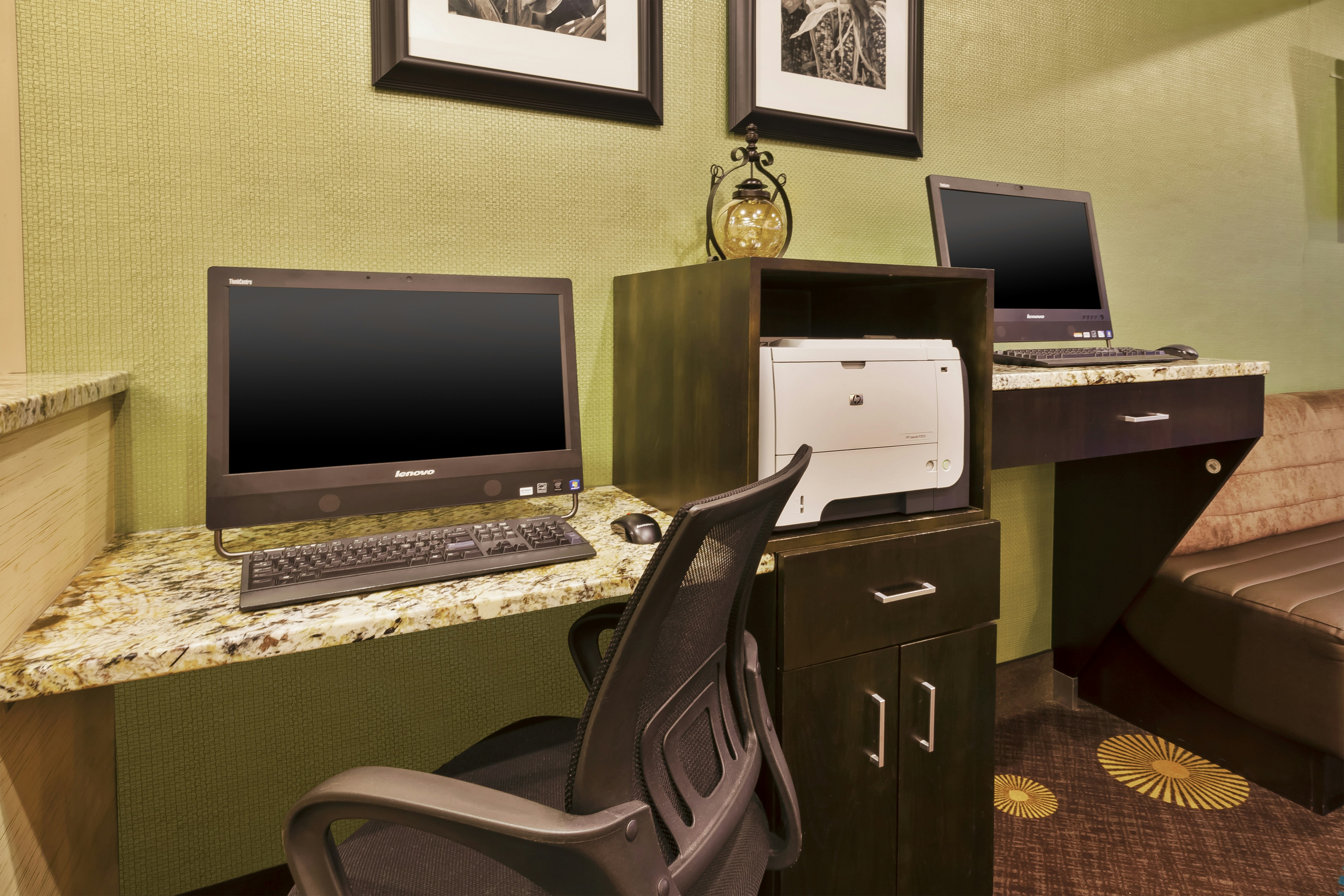 Hampton Inn Clinton, NJ 44/56