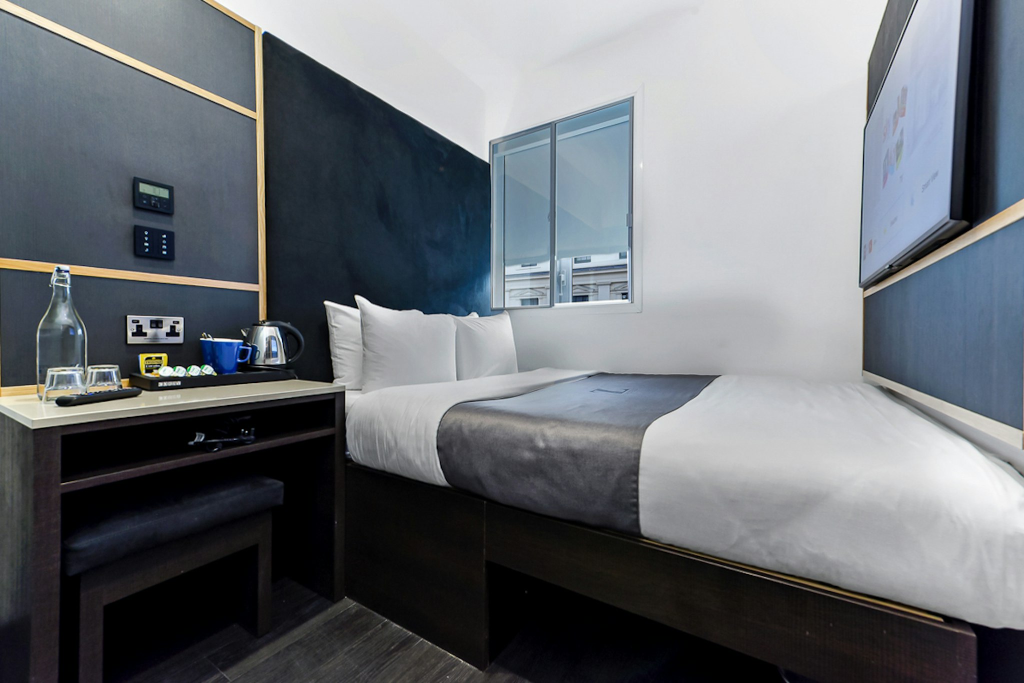 The Z Hotel Trafalgar 4/23
