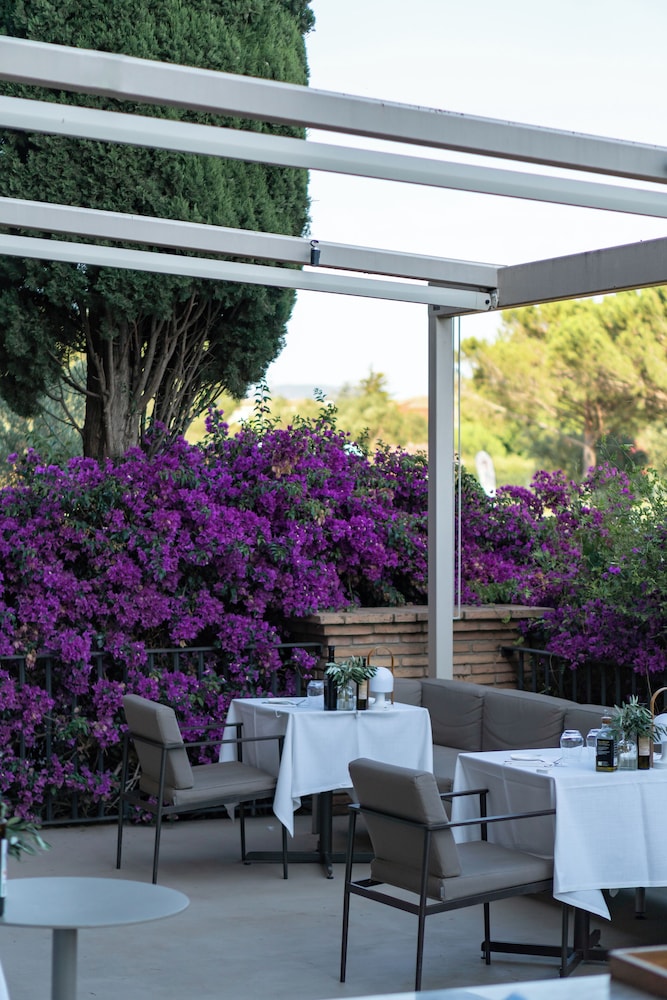 Peralada Wine Spa and Golf Hotel 32/50