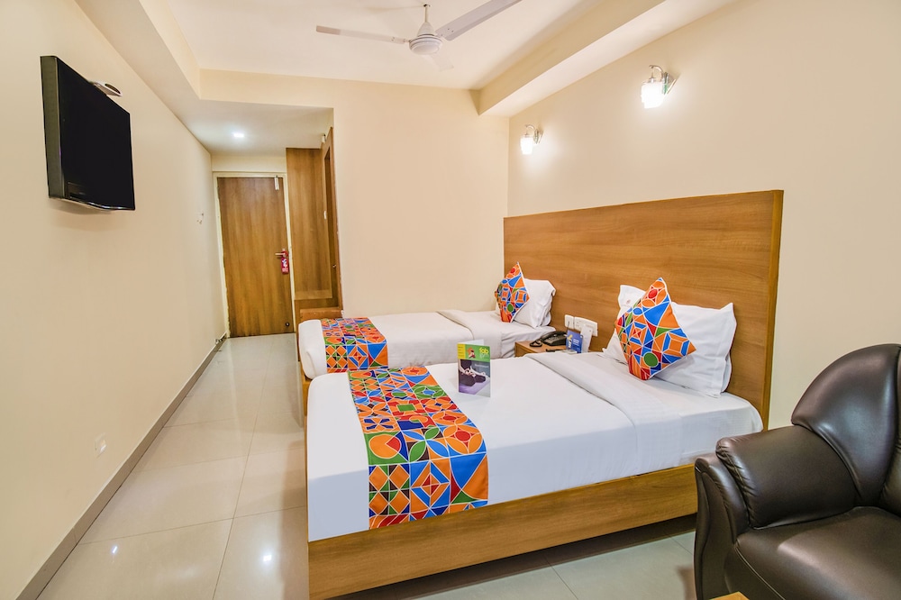 Fabhotel Jansi Deluxe Gandhipuram 16/33