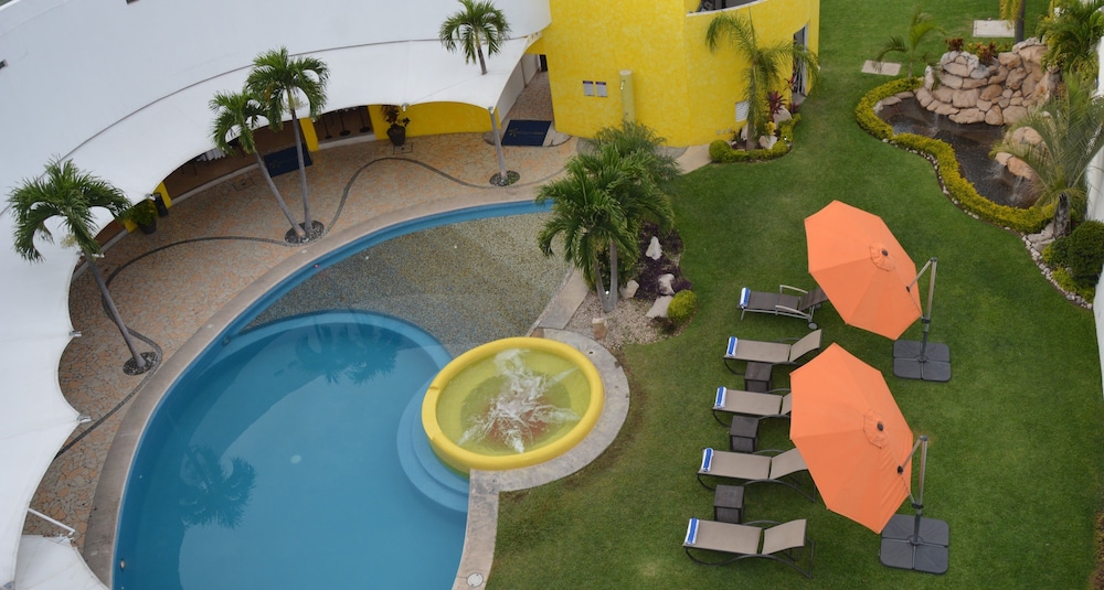 Magico Inn Hotel 35/41