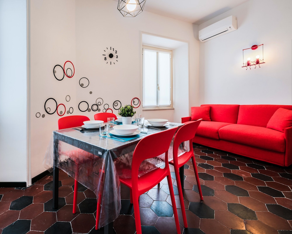Lele Rooms San Lorenzo 35/50