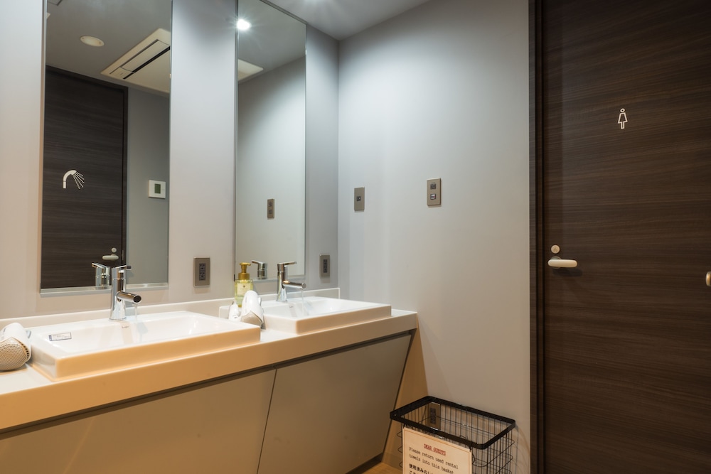 Hotel Plus Hostel TOKYO AKIHABARA 49/50