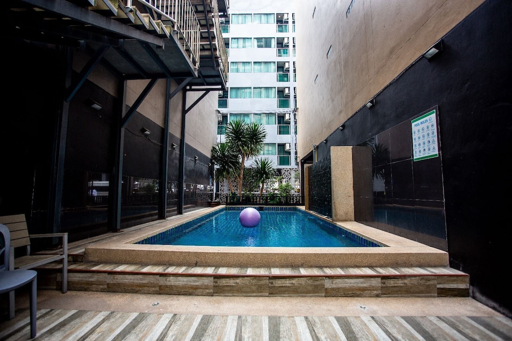 Grande Classic Pattaya 33/50