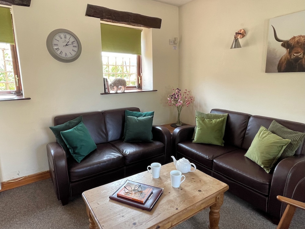 Craven Garth Cottages 28/50