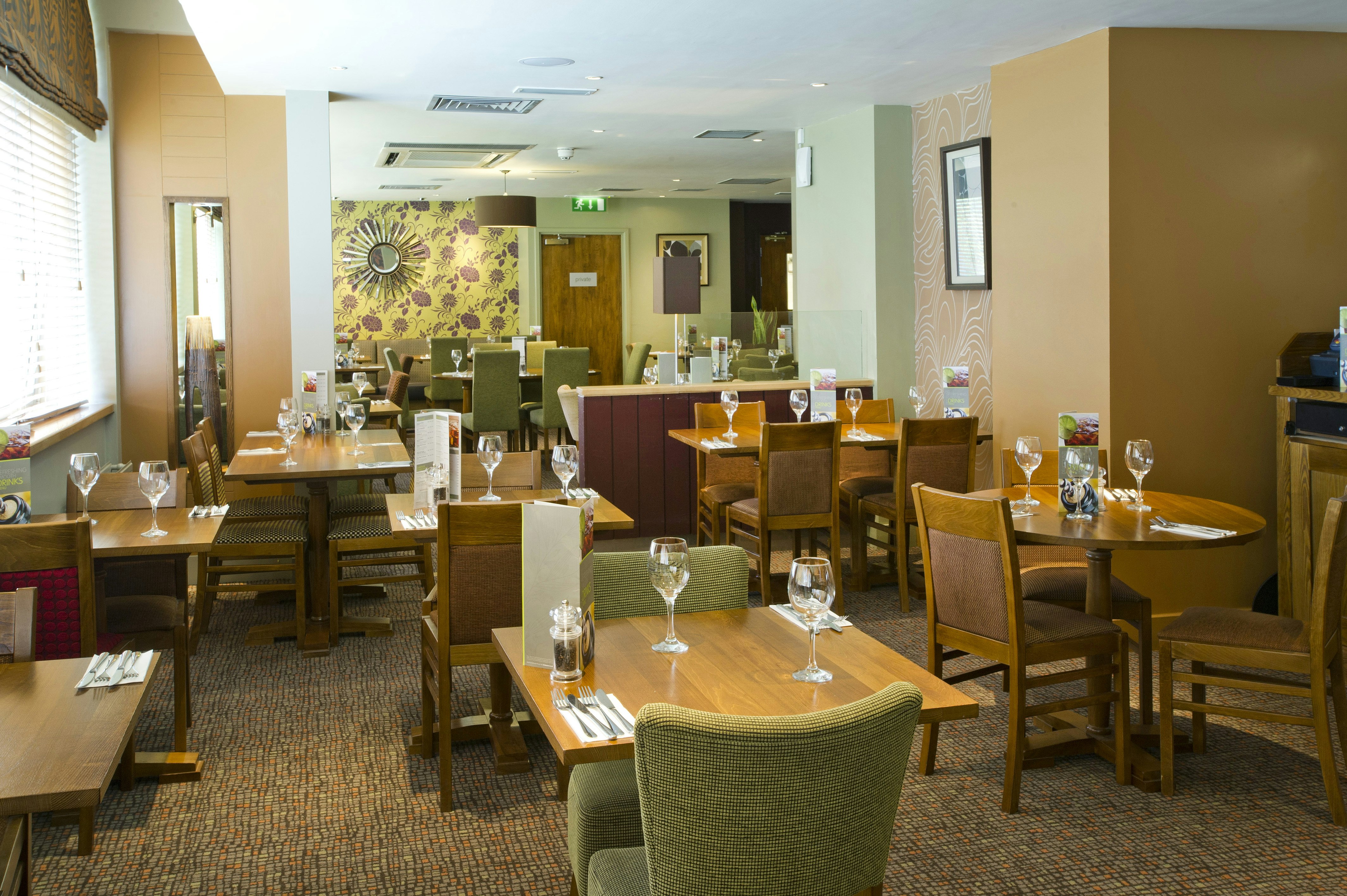 Premier Inn Glasgow City Centre (George Square) Hotel 33/48