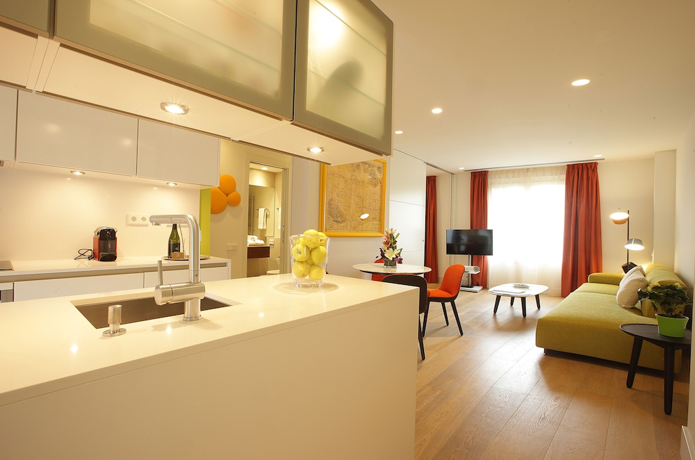 COSMO APARTMENTS RAMBLA CATALUNYA 17/19
