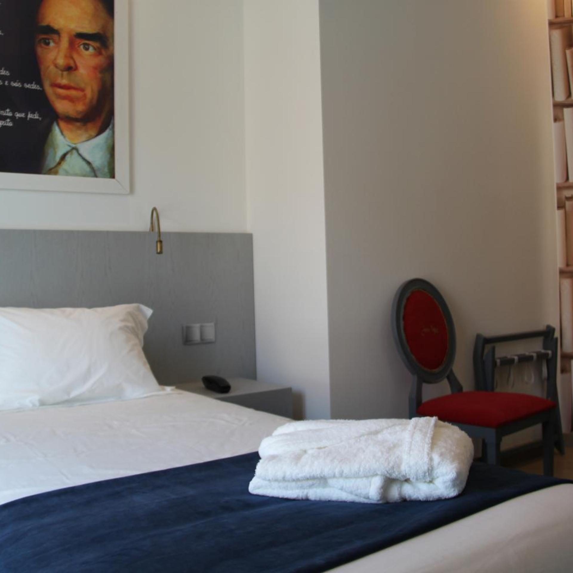 Room, Single