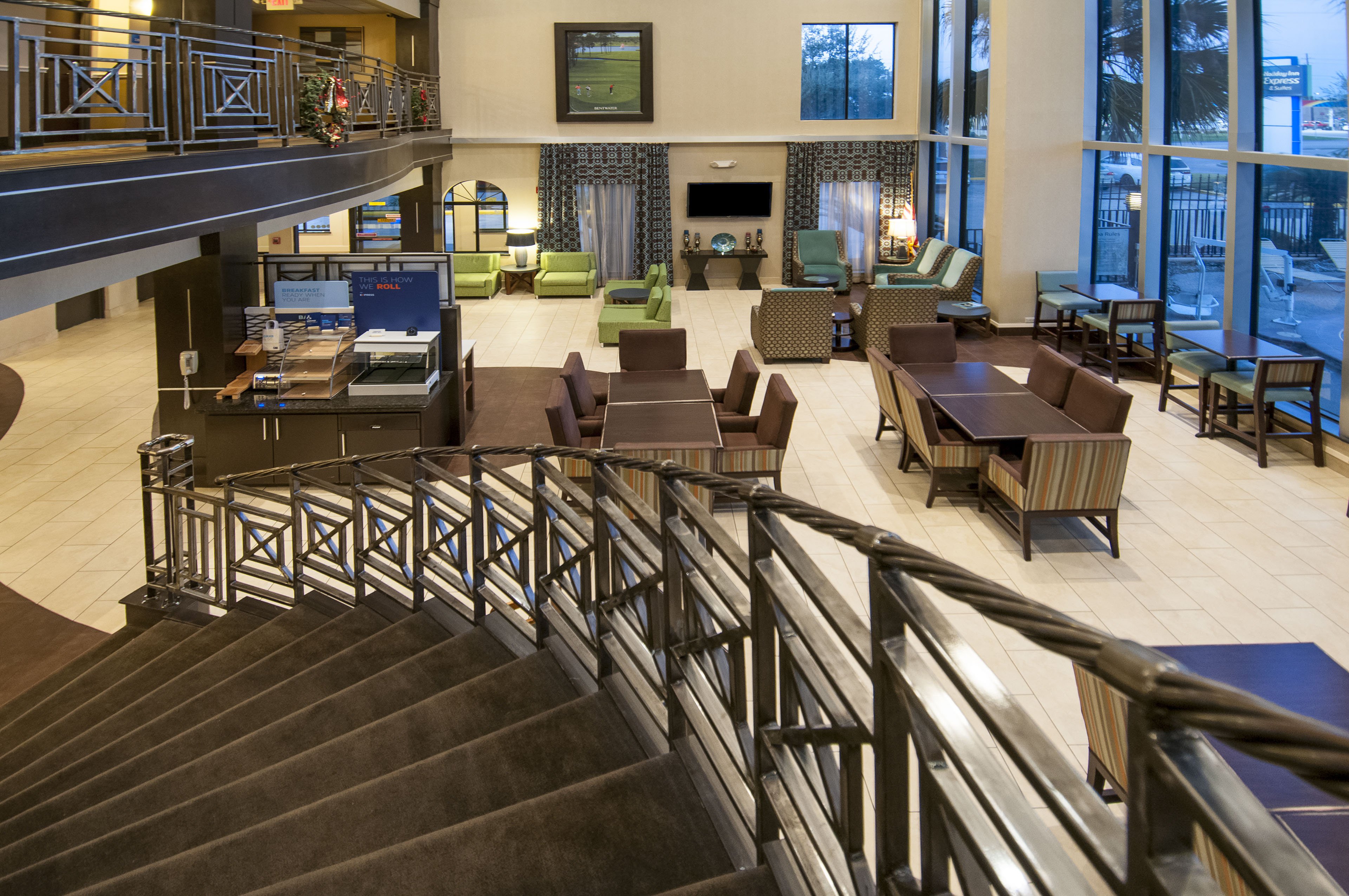 Holiday Inn Express Hotel Suites Houston North Intercontinental 28/48