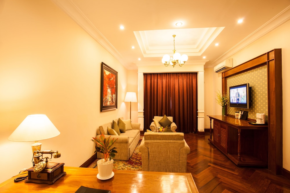 Majestic Hotel 28/34