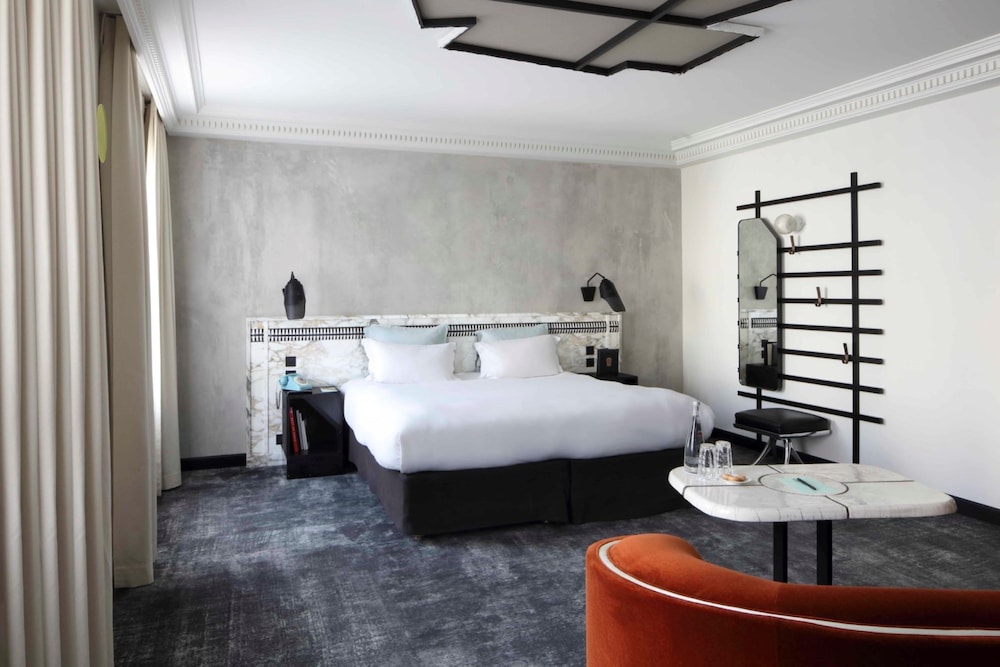 Hotel Les Bains Paris 14/77