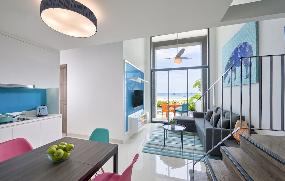 Cassia Bintan 34/71