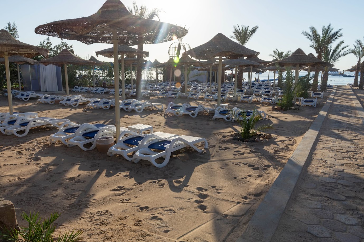 Cataract Resort 46/49