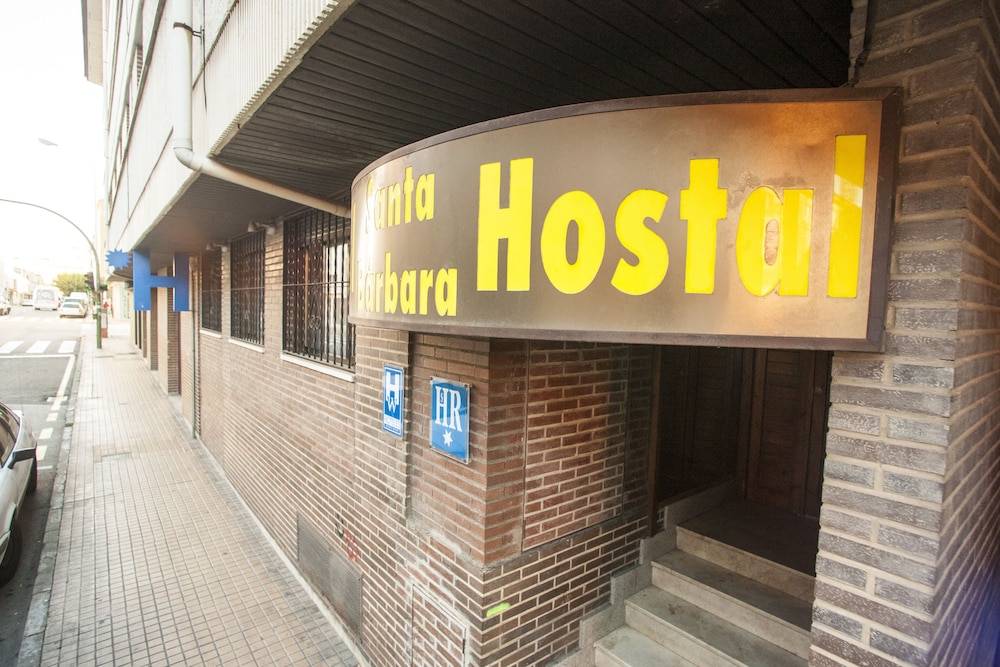 Hostal Santa Barbara 1/18