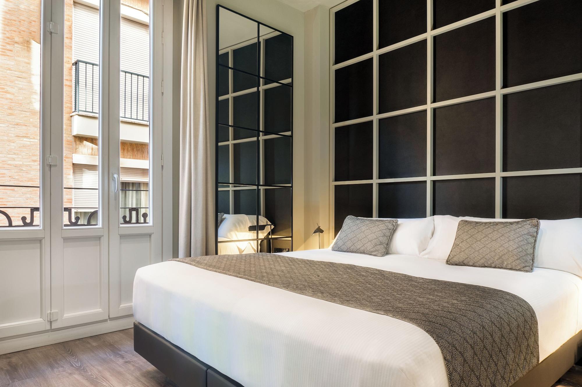 Premium, Suite, Balcony
