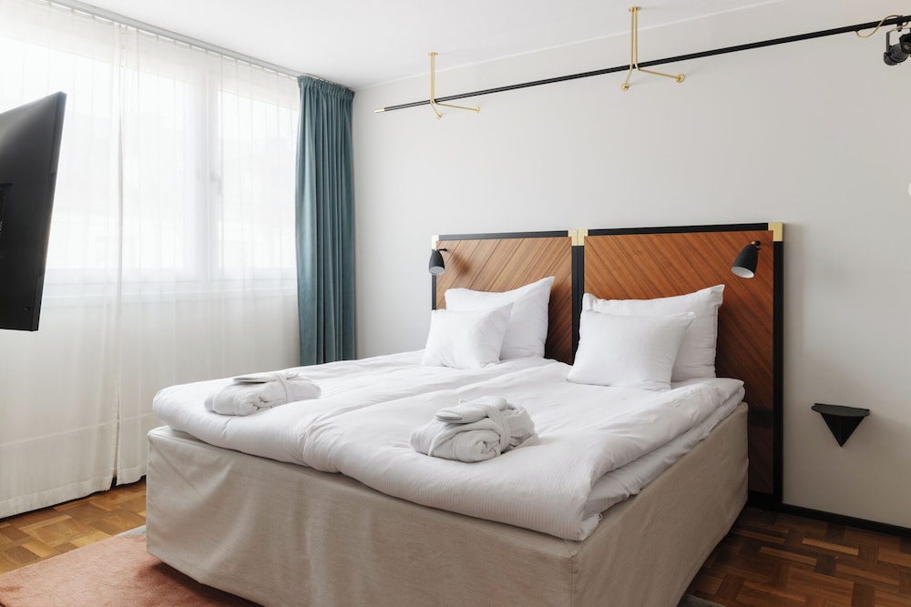 FAMILY, DOUBLE BED, SOFA