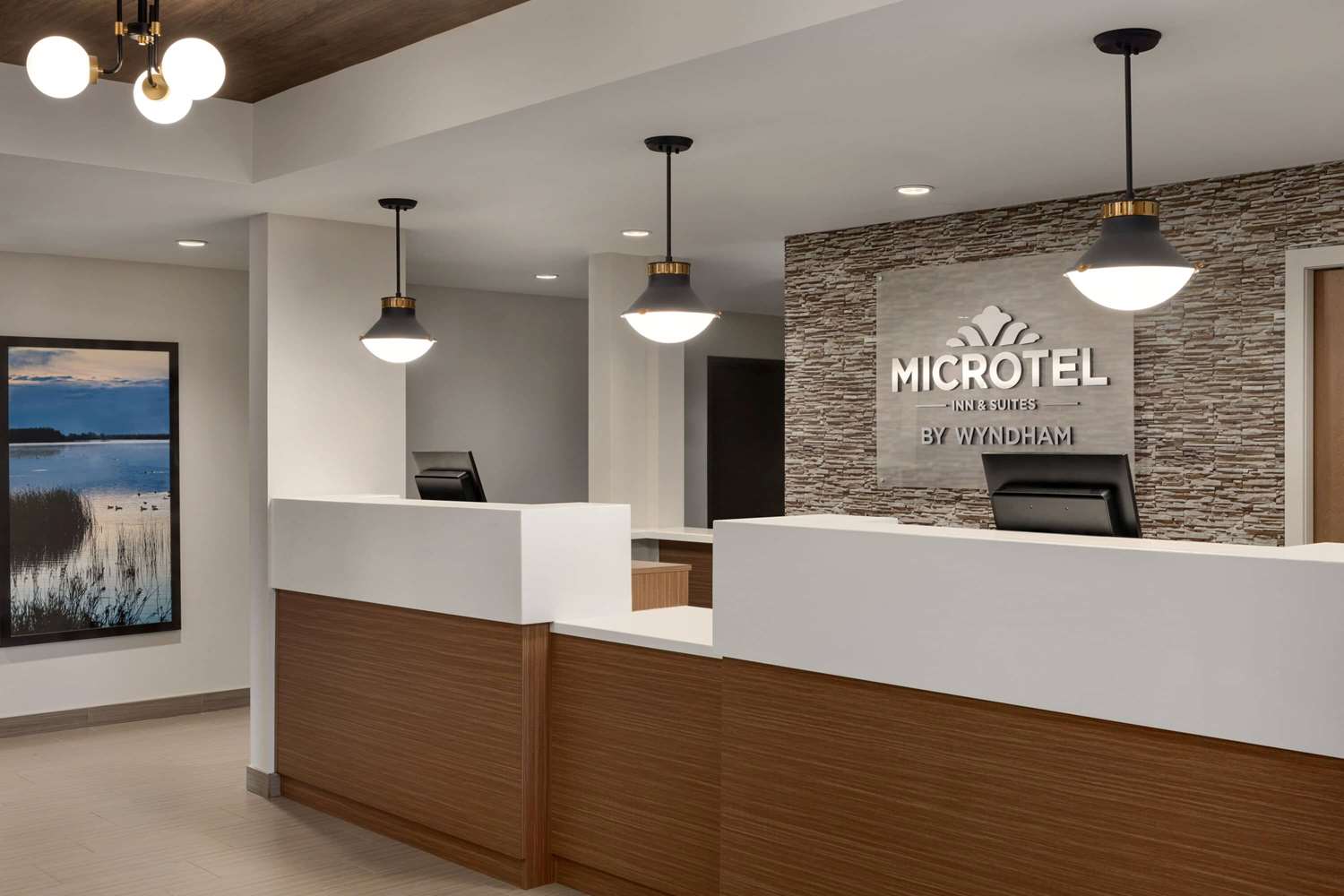 Microtel Inn & Suites By Wyndham Bonnyville 5/43